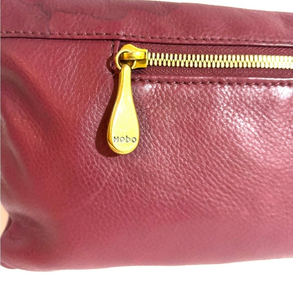 Hobo Elegant Burgundy Leather Clutch with Tassel - Picture 3 of 9